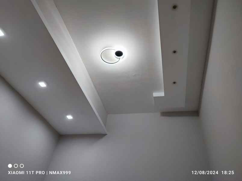 dijual rumah dekat ta tv mojosongo solo