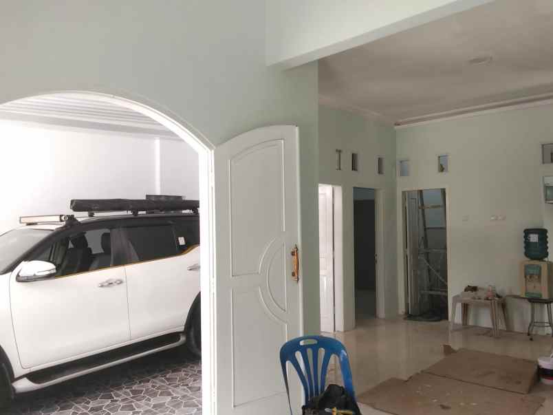 dijual rumah depok sleman