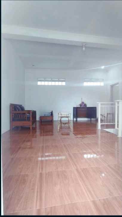 dijual rumah di antapani