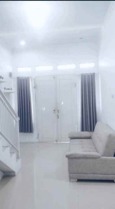 dijual rumah di antapani