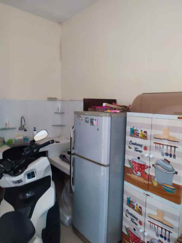 dijual rumah di baturan solo