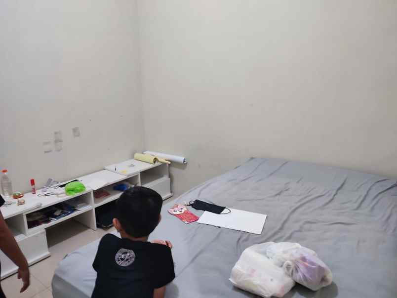 dijual rumah di baturan solo