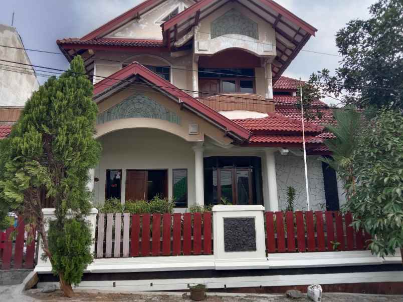 dijual rumah di bawah njop di bukit tulip tembalang