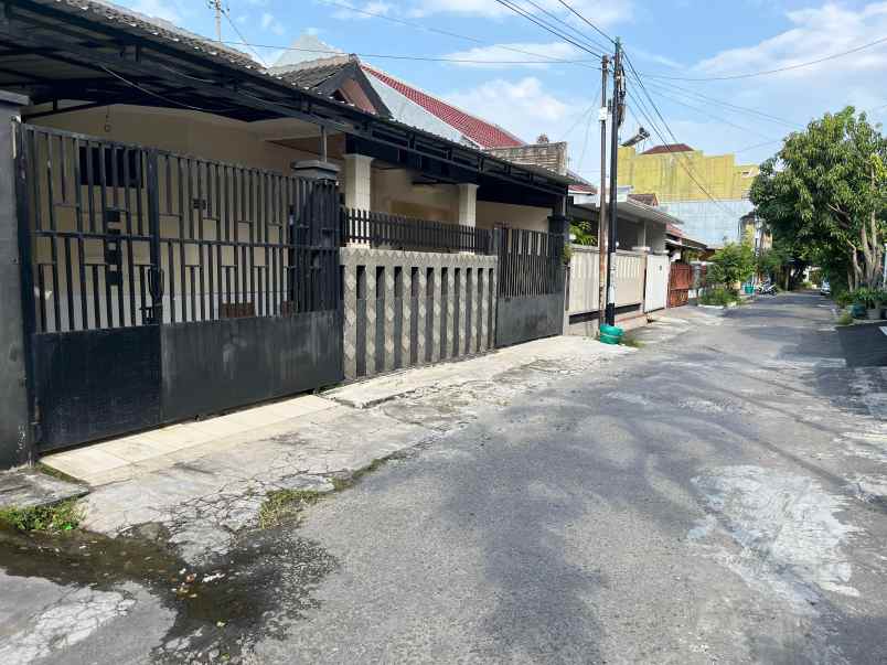 dijual rumah di fajar indah solo