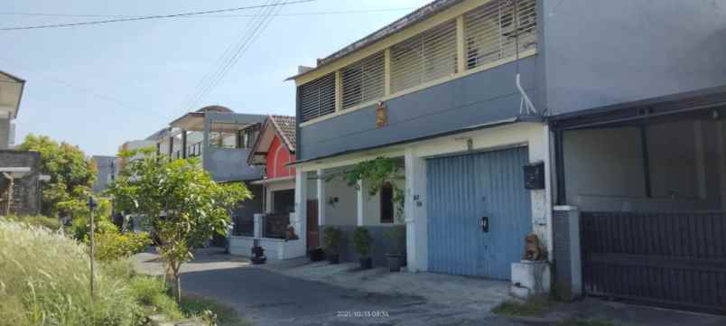 dijual rumah di fajar permata solo