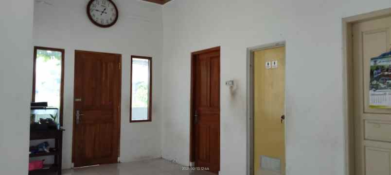 dijual rumah di fajar permata solo