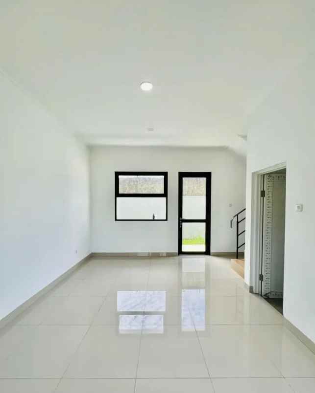 dijual rumah di griya katapang indah