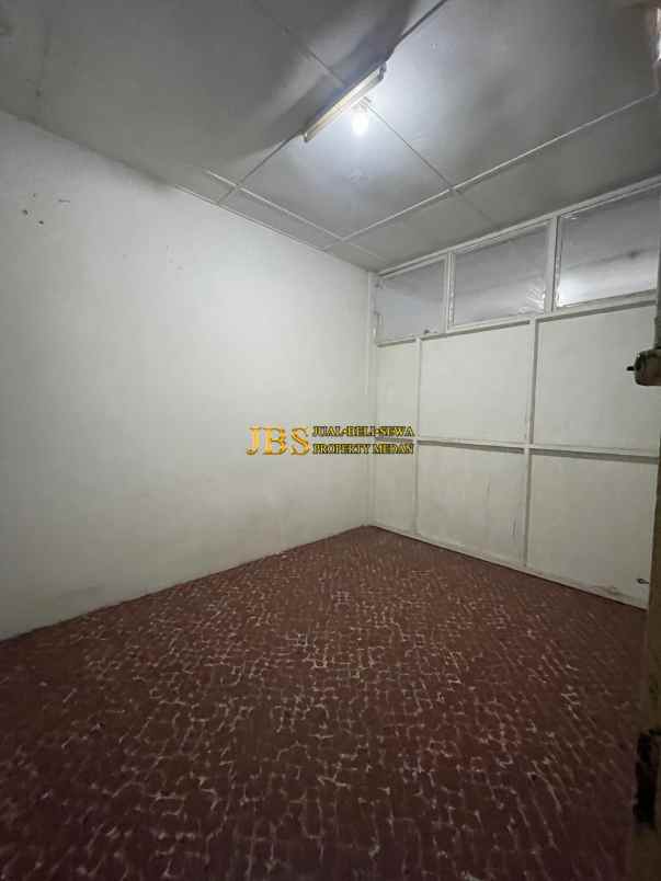 dijual rumah di jalan harimau madong lubis medan