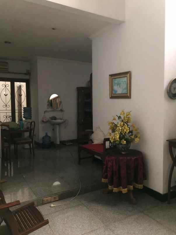 dijual rumah di kelapa gading