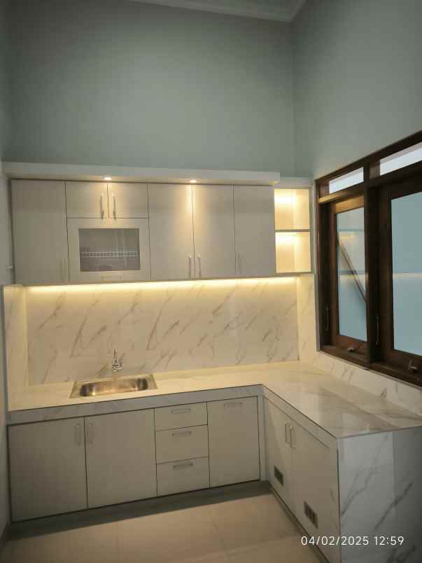 dijual rumah di mangesti gentan sukoharjo