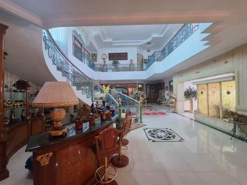 dijual rumah di villa permata gading jakarta utara