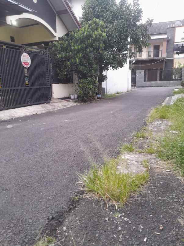 dijual rumah dijual rumah strategis di