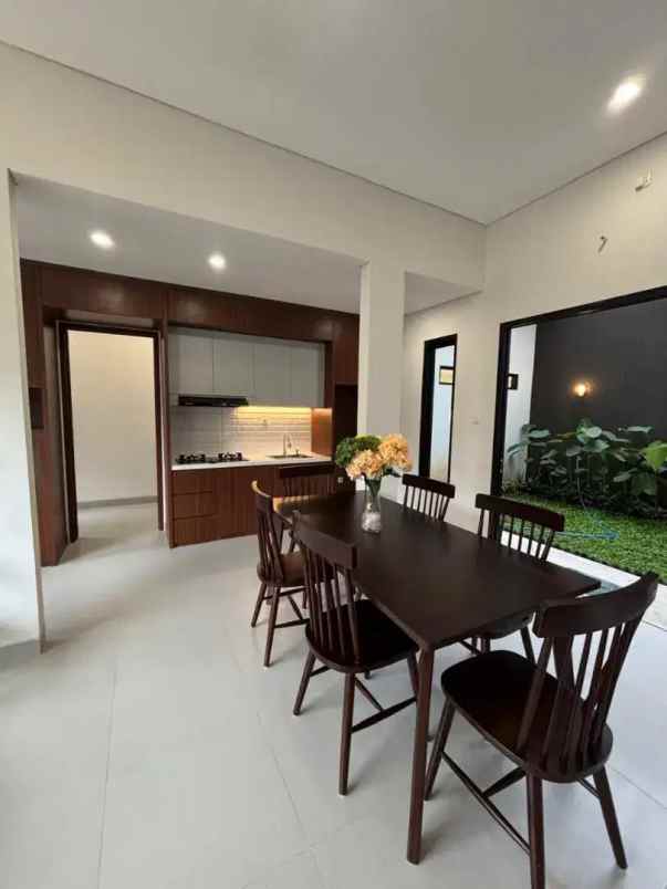 dijual rumah duren sawit jakarta timur