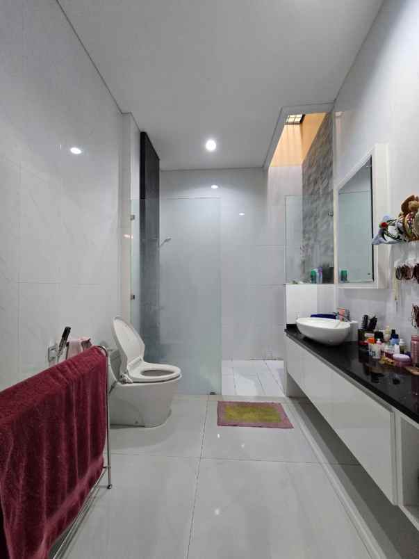 dijual rumah duren sawit jakarta timur