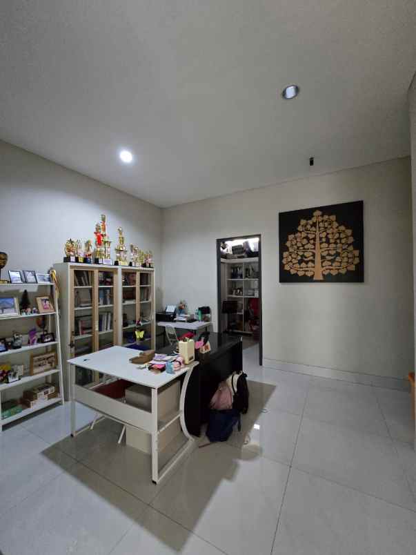 dijual rumah duren sawit jakarta timur