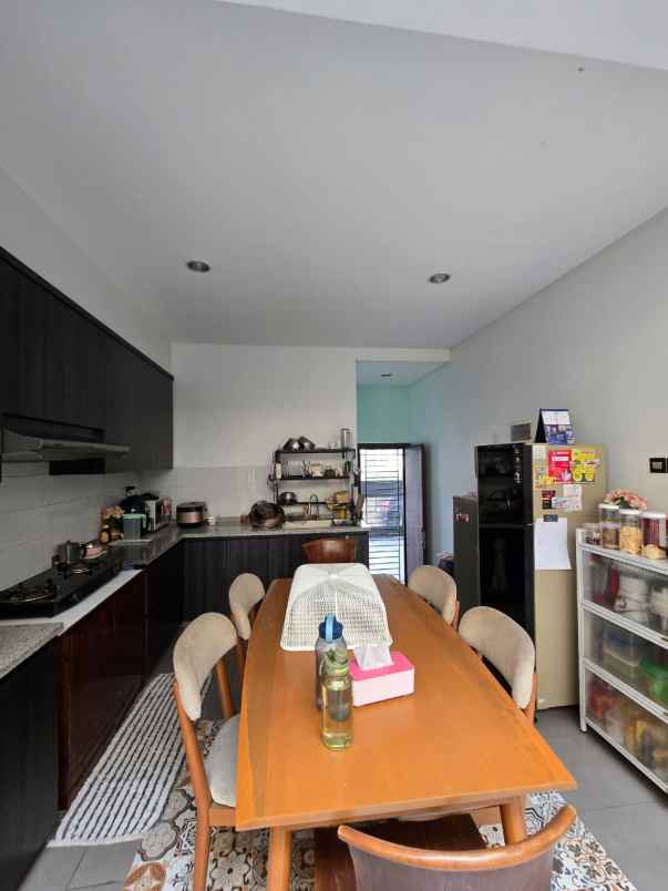 dijual rumah duren sawit jakarta timur