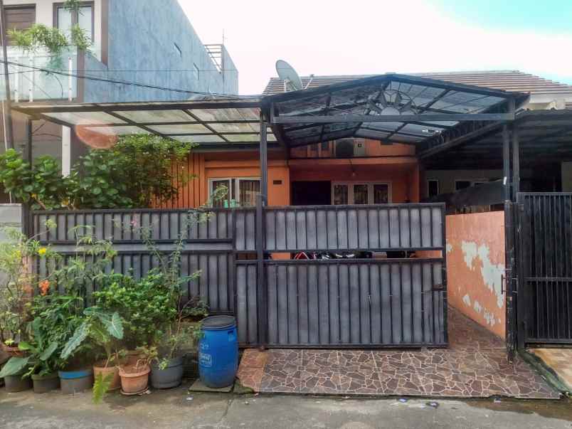dijual rumah duta bintaro