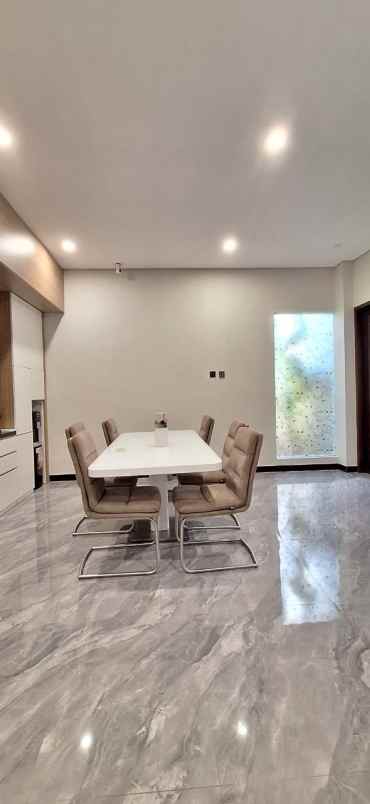 dijual rumah fasco mansion residence