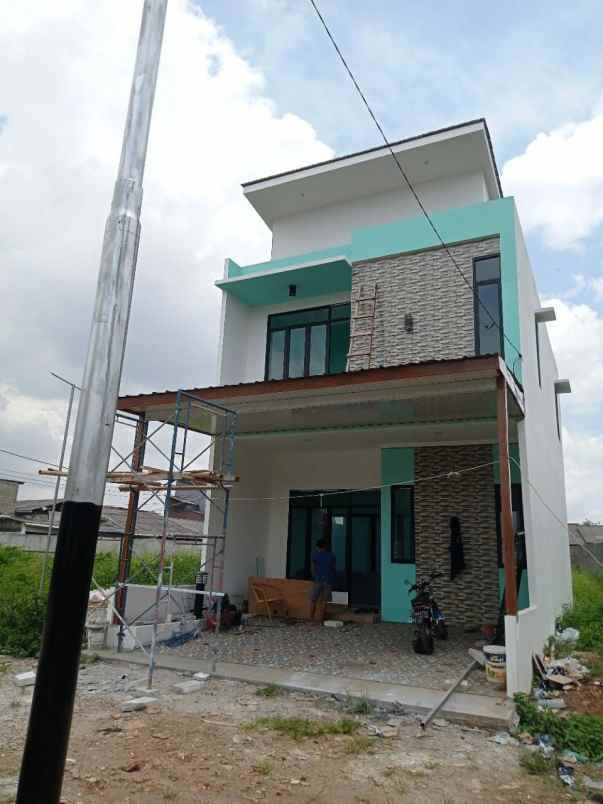 dijual rumah galaxy bekasi