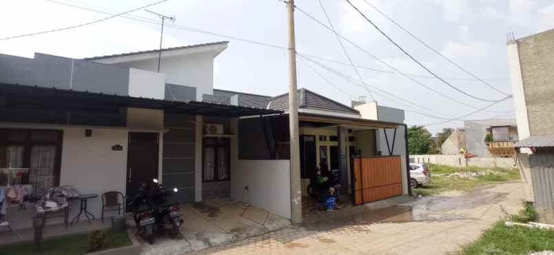 dijual rumah galaxy bekasi