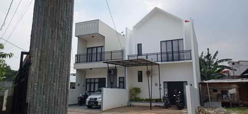 dijual rumah galaxy bekasi