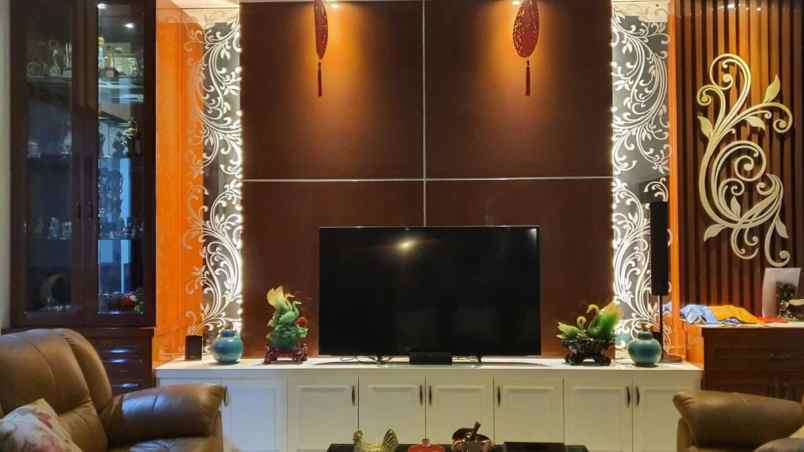 dijual rumah galaxy bumi permai