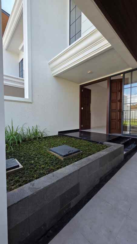 dijual rumah galaxy bumi permai araya 2