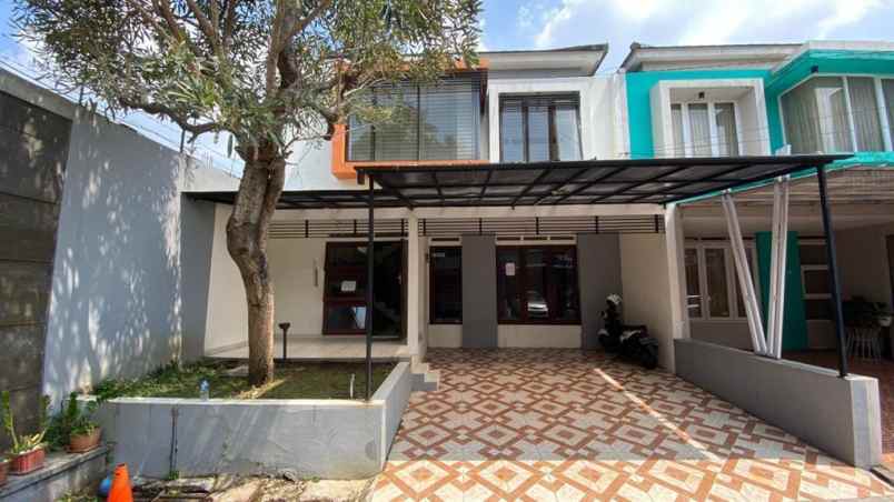 dijual rumah gallery kawaluyaan