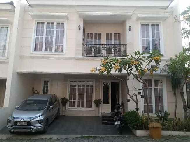 dijual rumah gandul