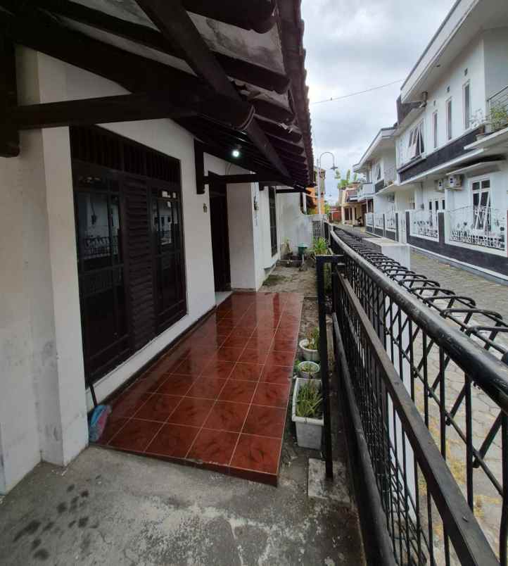 dijual rumah godean