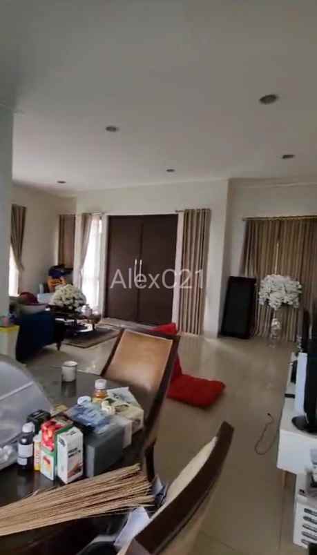 dijual rumah gondrong cipondoh kota