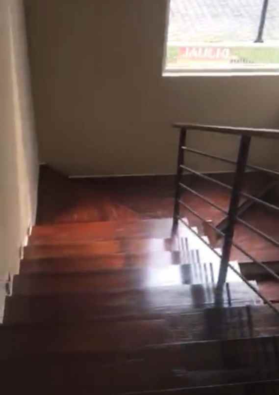 dijual rumah graha natura lontar kec