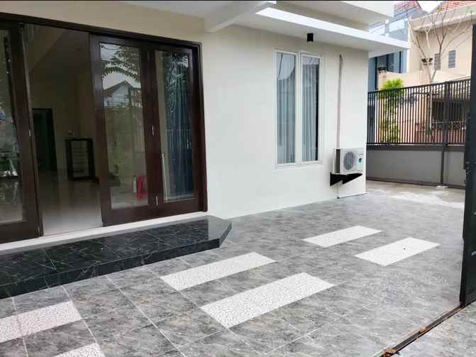 dijual rumah griya babatan mukti