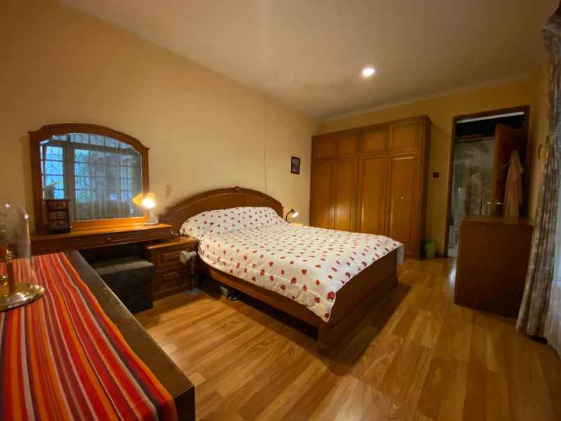 dijual rumah griya pasteur bandung utara