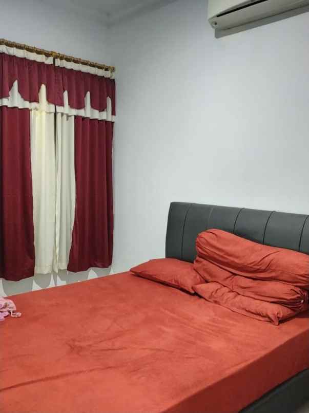 dijual rumah grogol limo depok