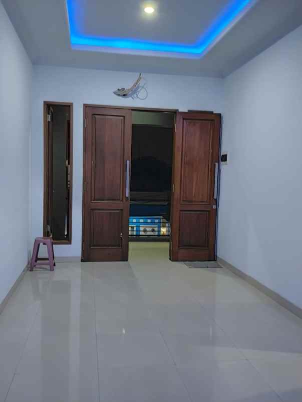 dijual rumah grogol limo depok