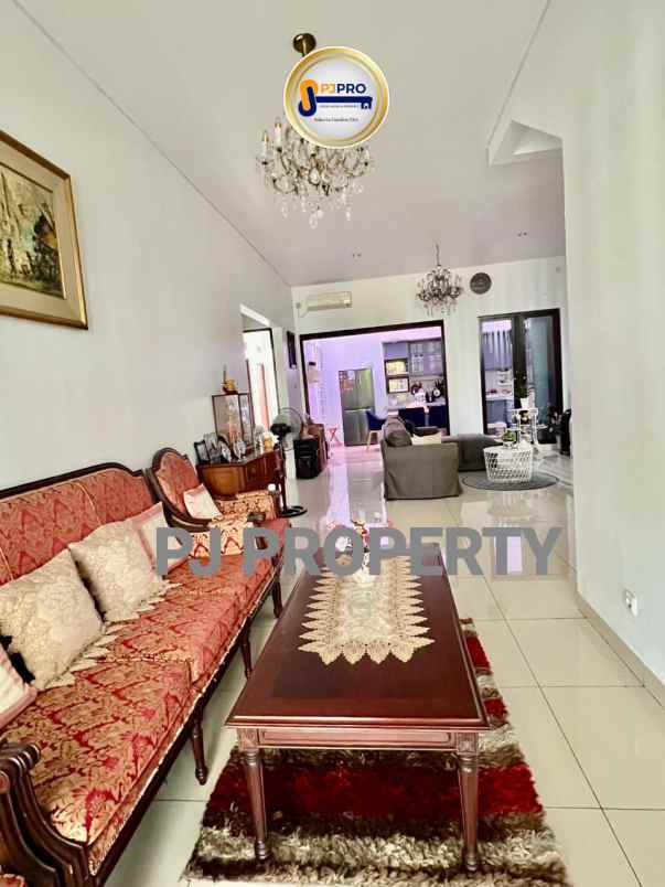 dijual rumah harapan indah cluster