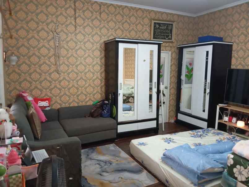 dijual rumah jaka sampurna