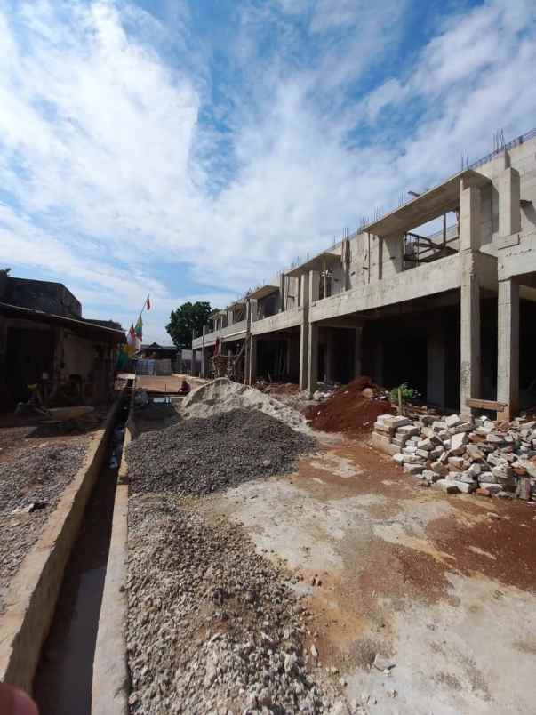 dijual rumah jakasampurna