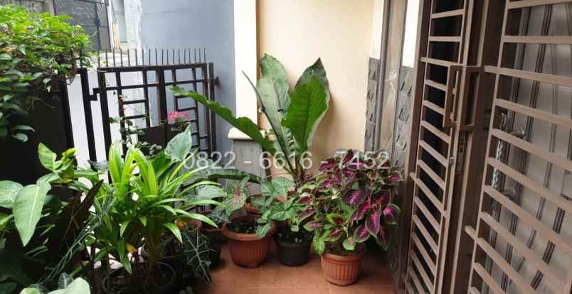 dijual rumah jalan budi pasirkaliki