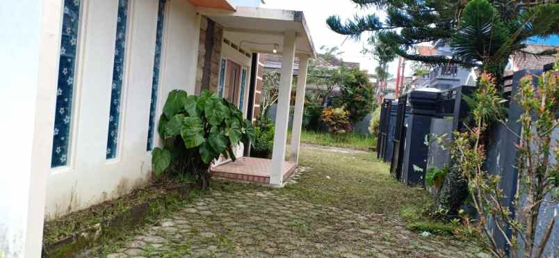 dijual rumah jalan dewi sartika temas