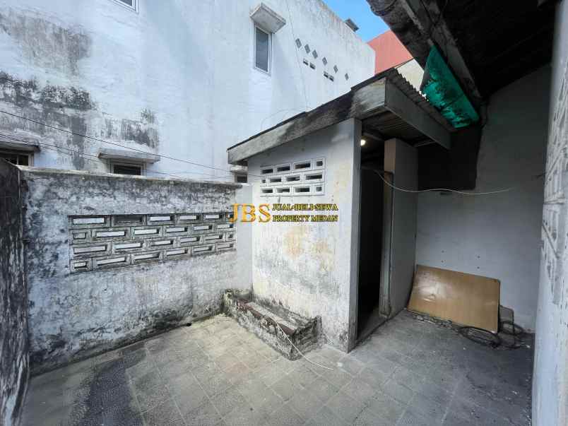 dijual rumah jalan harimau madong lubis