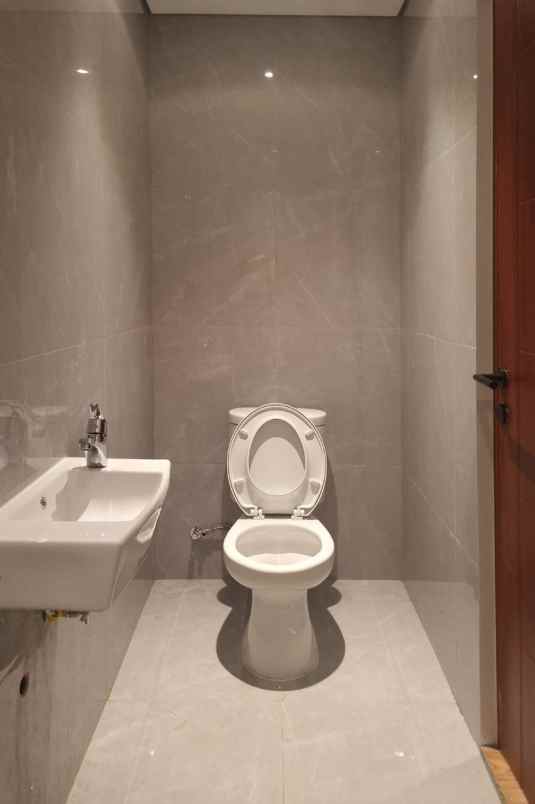 dijual rumah jalan jati cihanjuang