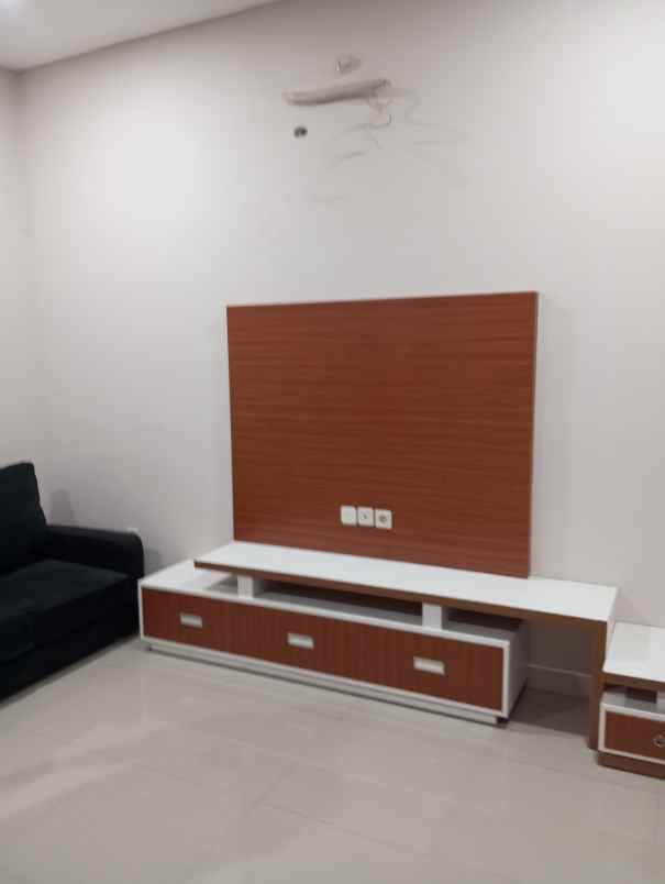 dijual rumah jalan parpostel jati asih