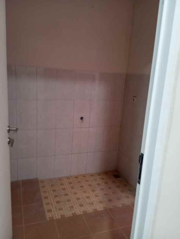 dijual rumah jalan parpostel jati asih