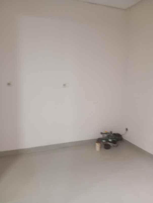 dijual rumah jalan parpostel jati asih