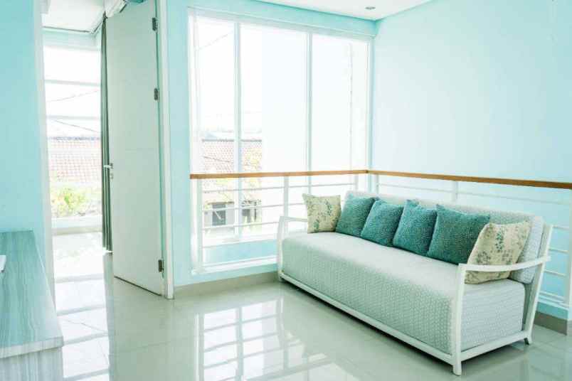 dijual rumah jalan persada teuku umar barat