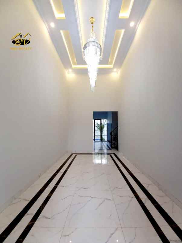 dijual rumah jalan raya jagakarsa