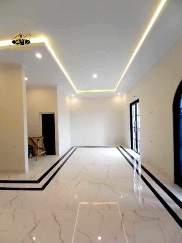 dijual rumah jalan raya jagakarsa