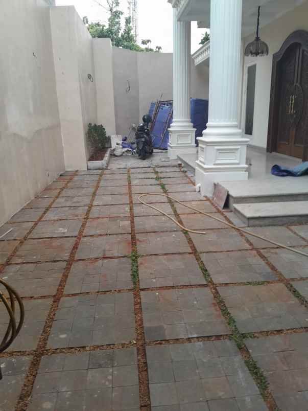 dijual rumah jalan raya kemang jakarta